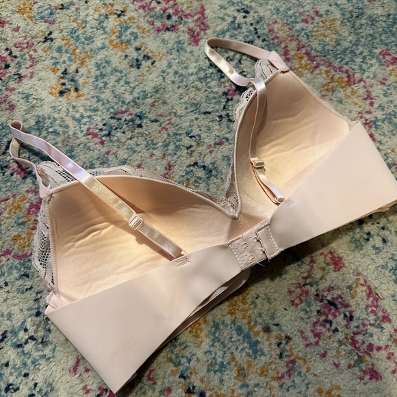 Adrienne Vittadini light pink lace bralette 38C - Picture 3 of 4